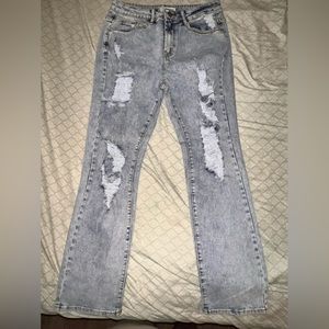 NWOT snapdragon jeans size L (10-12) distressed